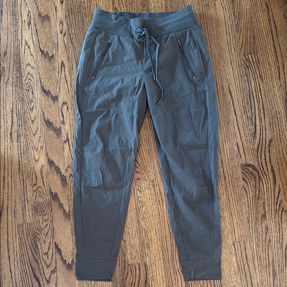 Athleta Trekkie North Joggers